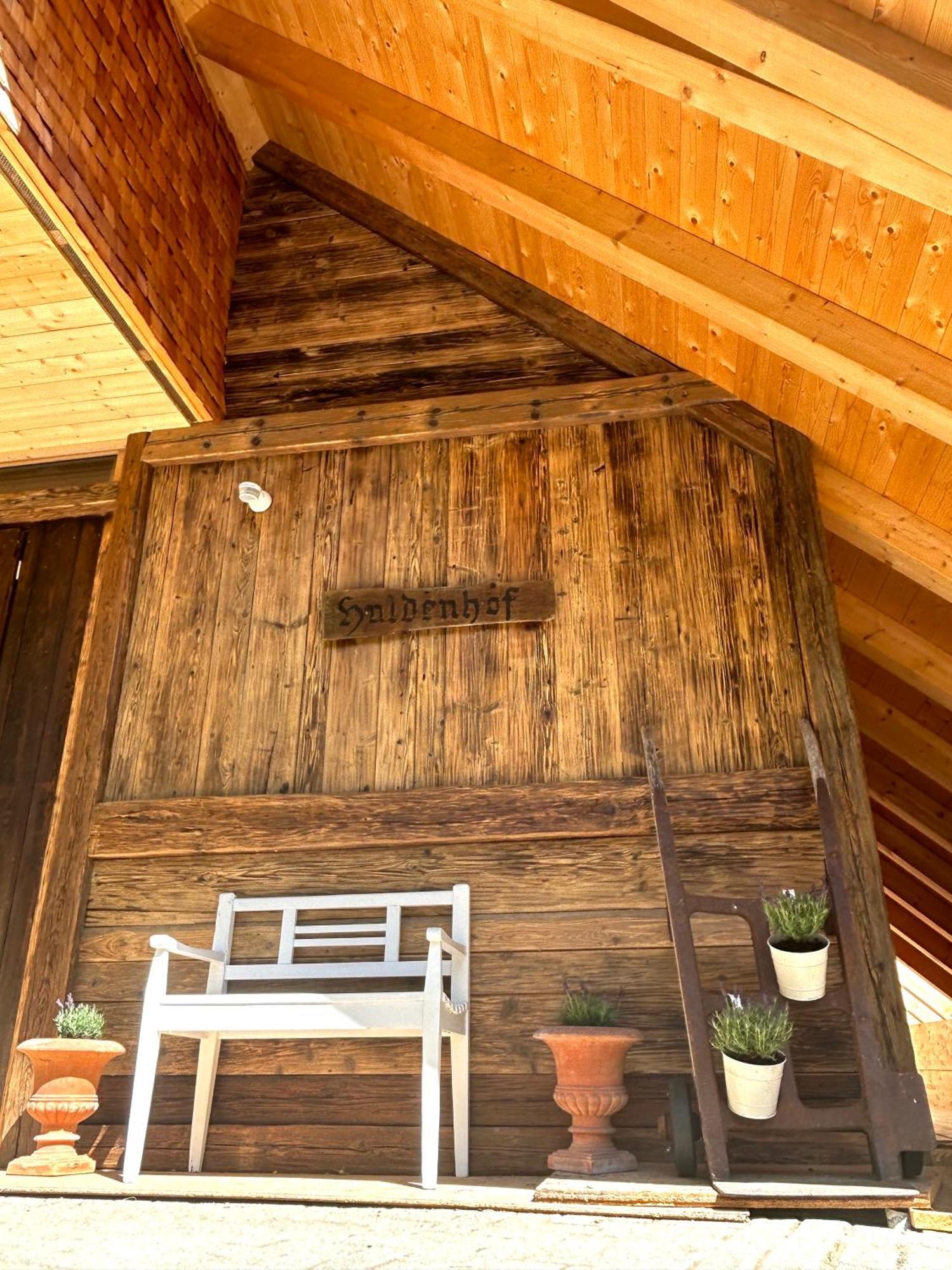 Ferienwohnung Im Loft-Style Mit Sauna Im Historischen Schwarzwaldhof Simonswald Eksteriør bilde